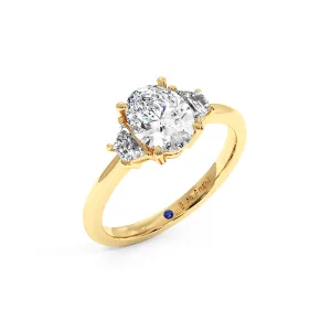 Oval With Bagguette Trilogy Ring - Yellow Gold